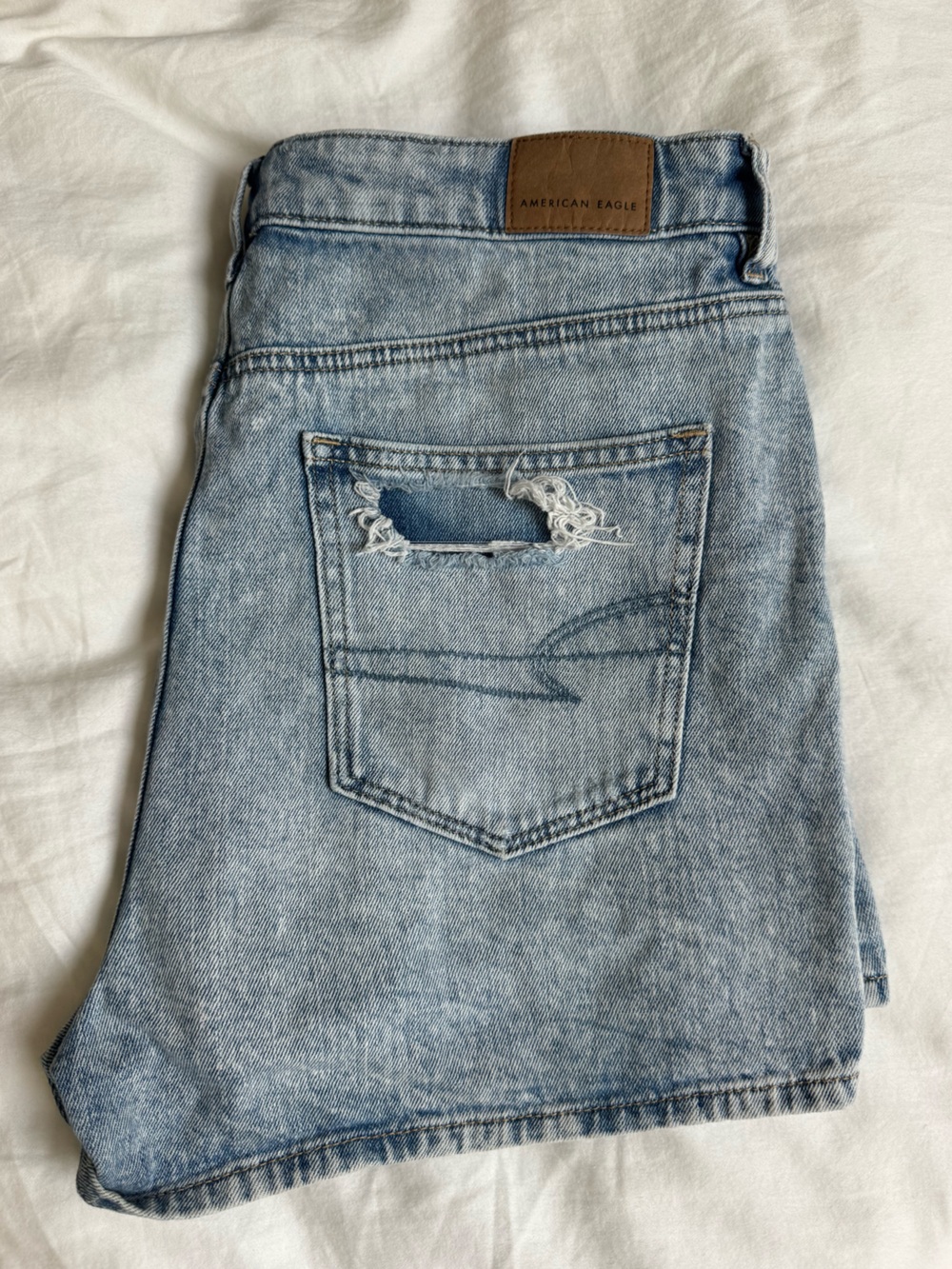American Eagle Distressed Mom Short